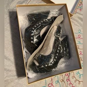 Michael Kors Charm Sling back